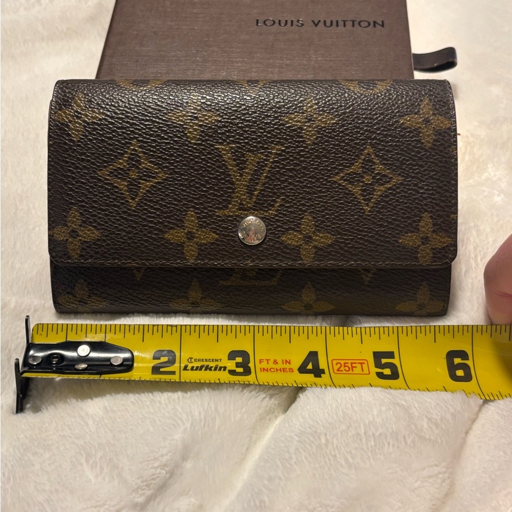 Louis Vuitton Brown Monogram Wallet - Picture 3 of 10